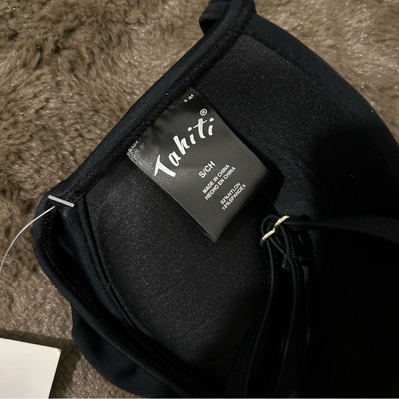 Bikini Top - Picture 4 of 9